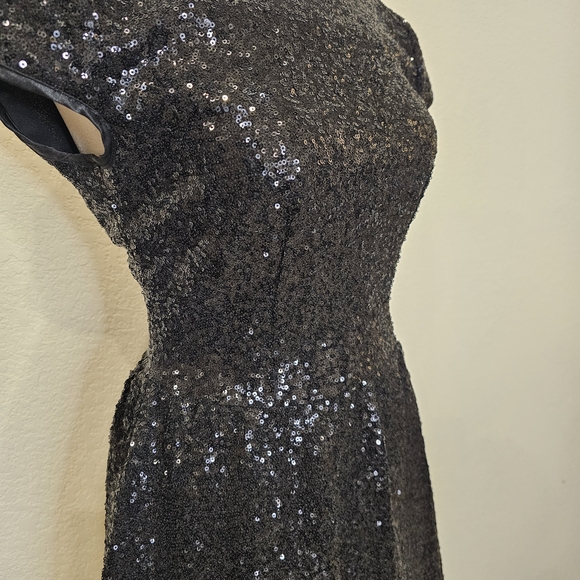 B. Darlin Black Sequin Dress A-line Cap Sleeve Sz 5/6 - Picture 4 of 8